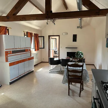 Labrique Apartment *